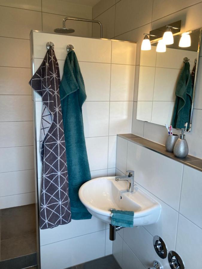 Ferienwohnung Heeser Birkenhof - Urlaub auf dem Bauernhof mit Blick ins Grüne Weeze Exterior foto